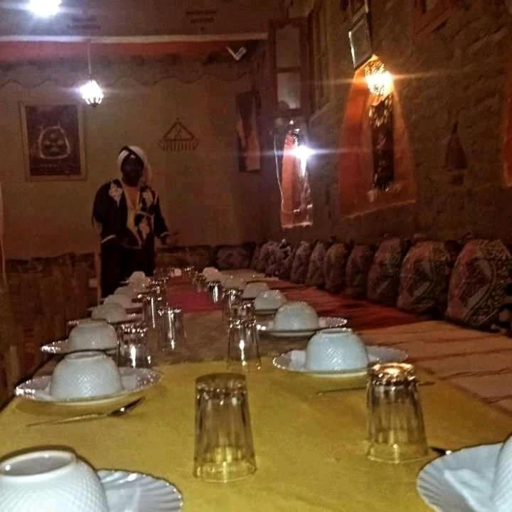 Riad Gnaoua Khamlia 메르주가 외부 사진